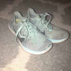 Nike free 4.0 flyknit